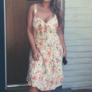 Astr The Label Peach Front Tie Floral, sweetheart neckline, A-line dress